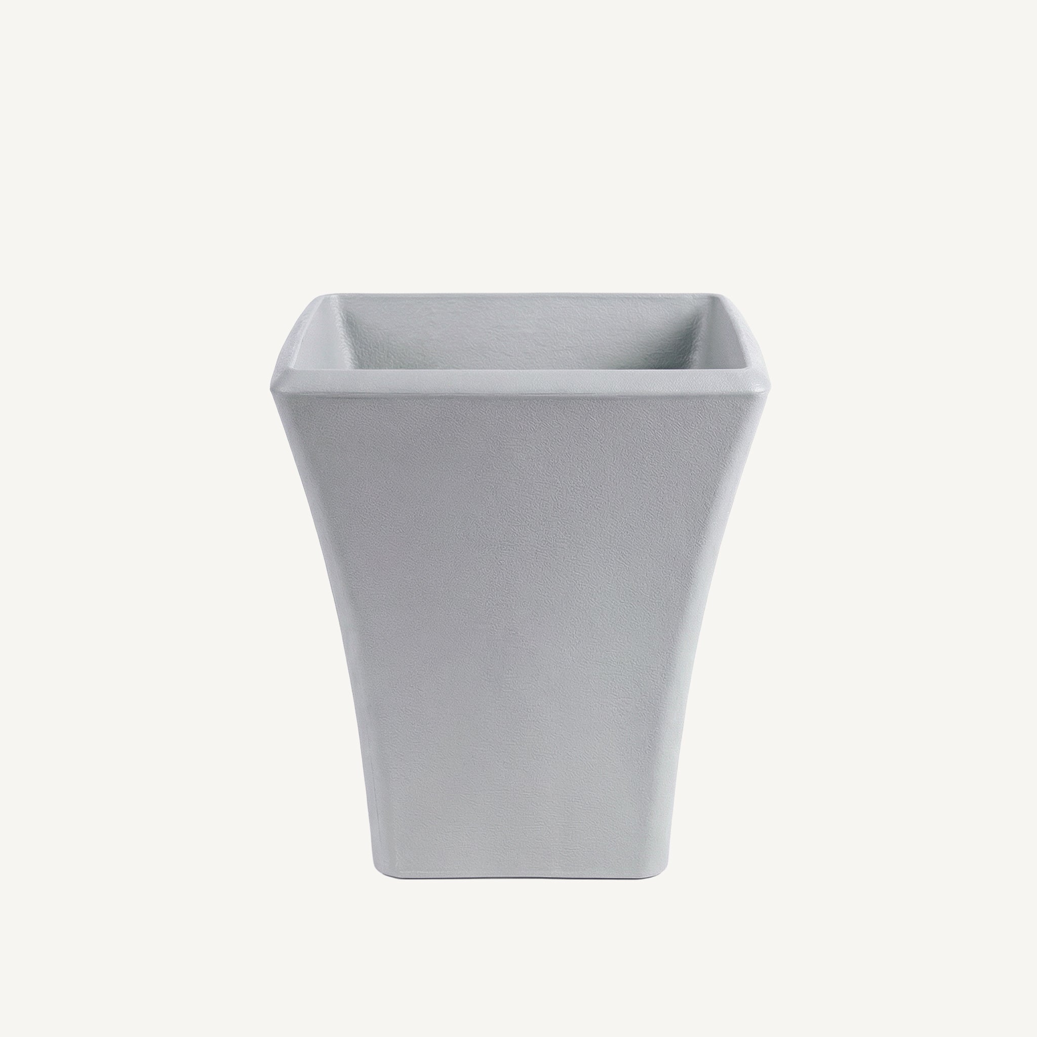 כד פלסטיק מעוצב · 36.5 ס"מ