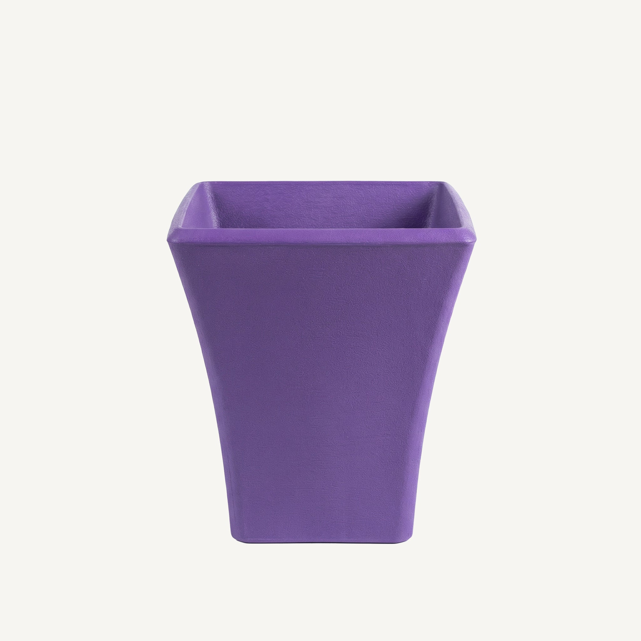 כד פלסטיק מעוצב · 36.5 ס"מ